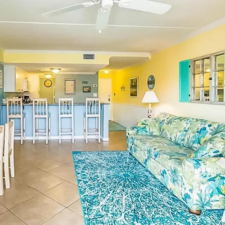 Sugar Beach Condominiums Gulf Shores Room photo